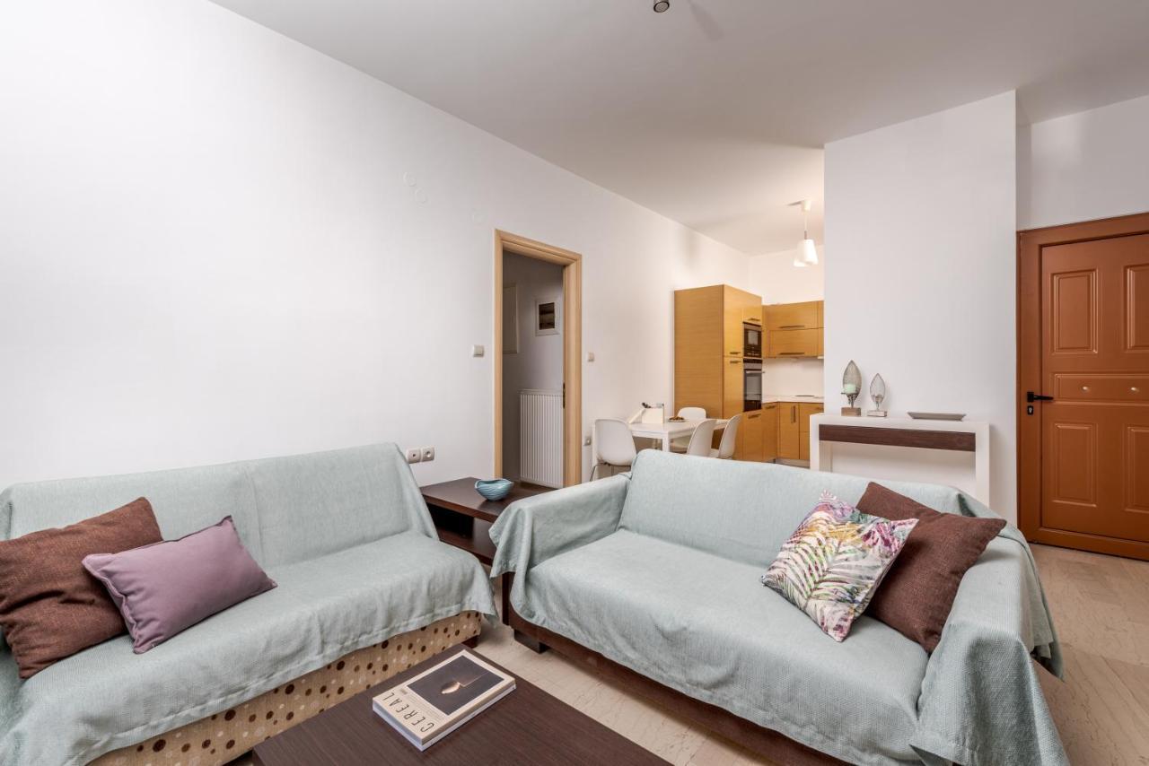 Simon Studios And Apartments Сития Екстериор снимка