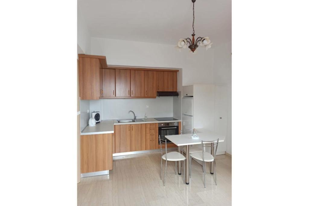 Simon Studios And Apartments Сития Екстериор снимка